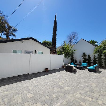 Luxurious Studio City Home Лос-Анджелес Экстерьер фото