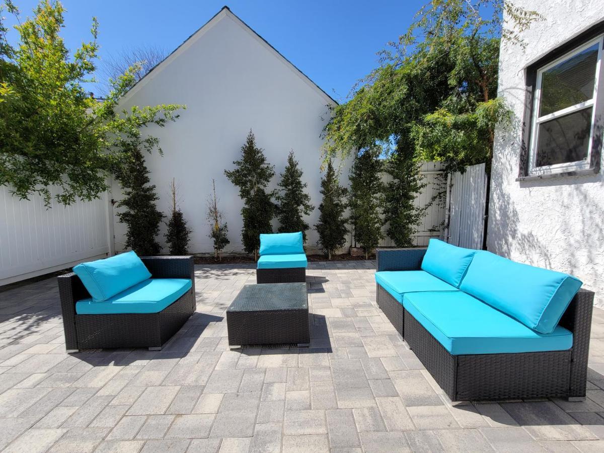 Luxurious Studio City Home Лос-Анджелес Экстерьер фото