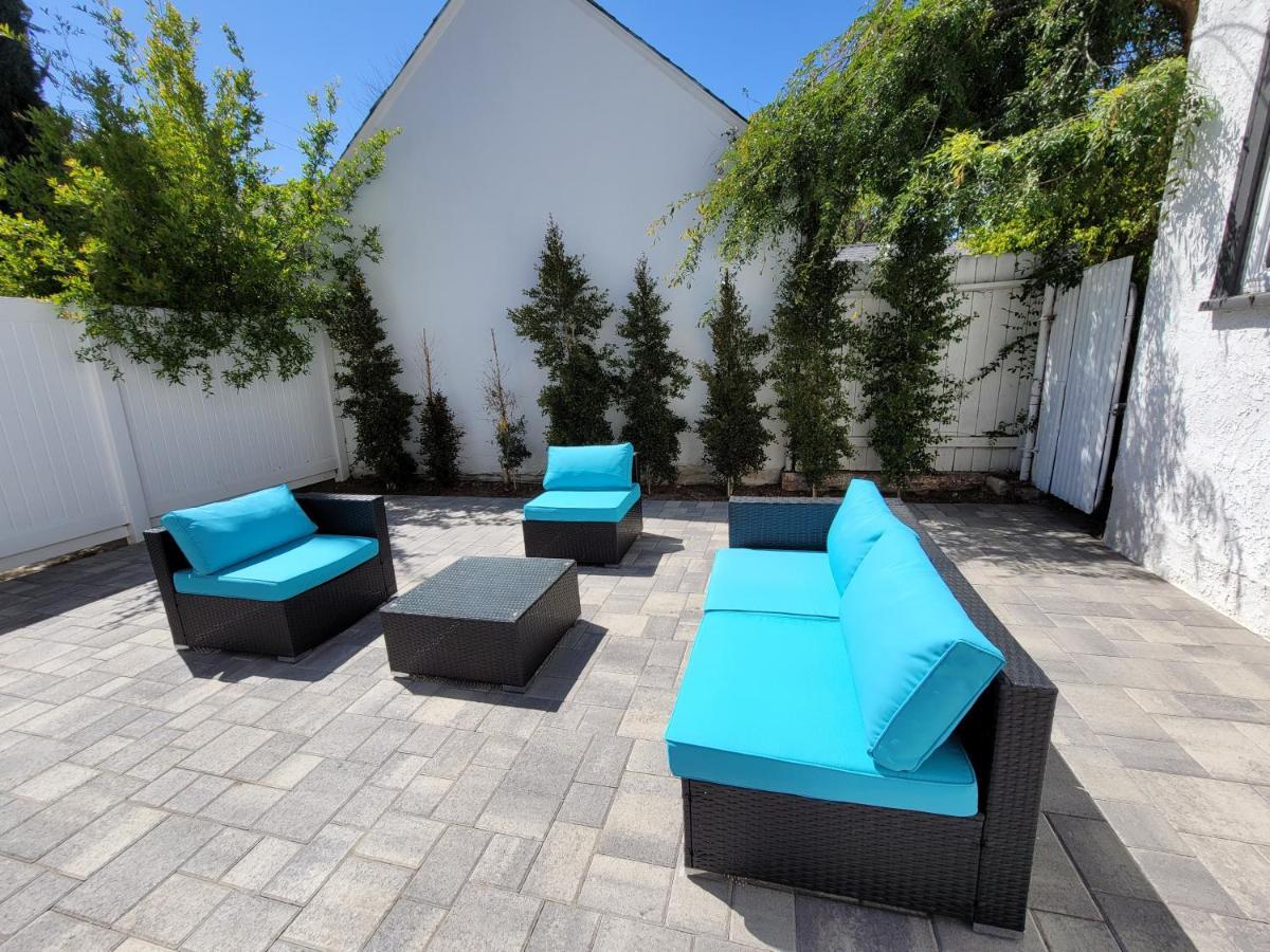 Luxurious Studio City Home Лос-Анджелес Экстерьер фото