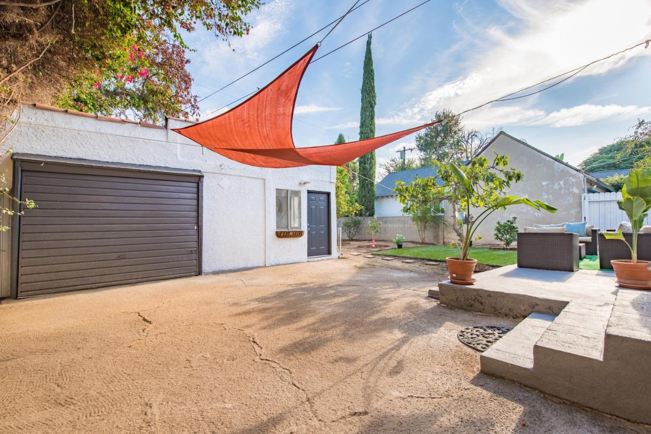 Luxurious Studio City Home Лос-Анджелес Экстерьер фото