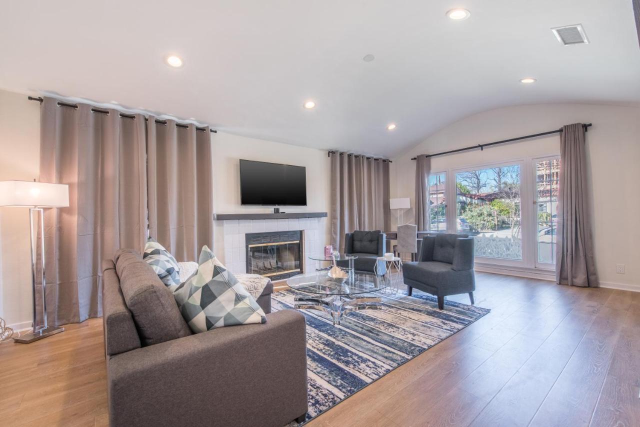 Luxurious Studio City Home Лос-Анджелес Экстерьер фото
